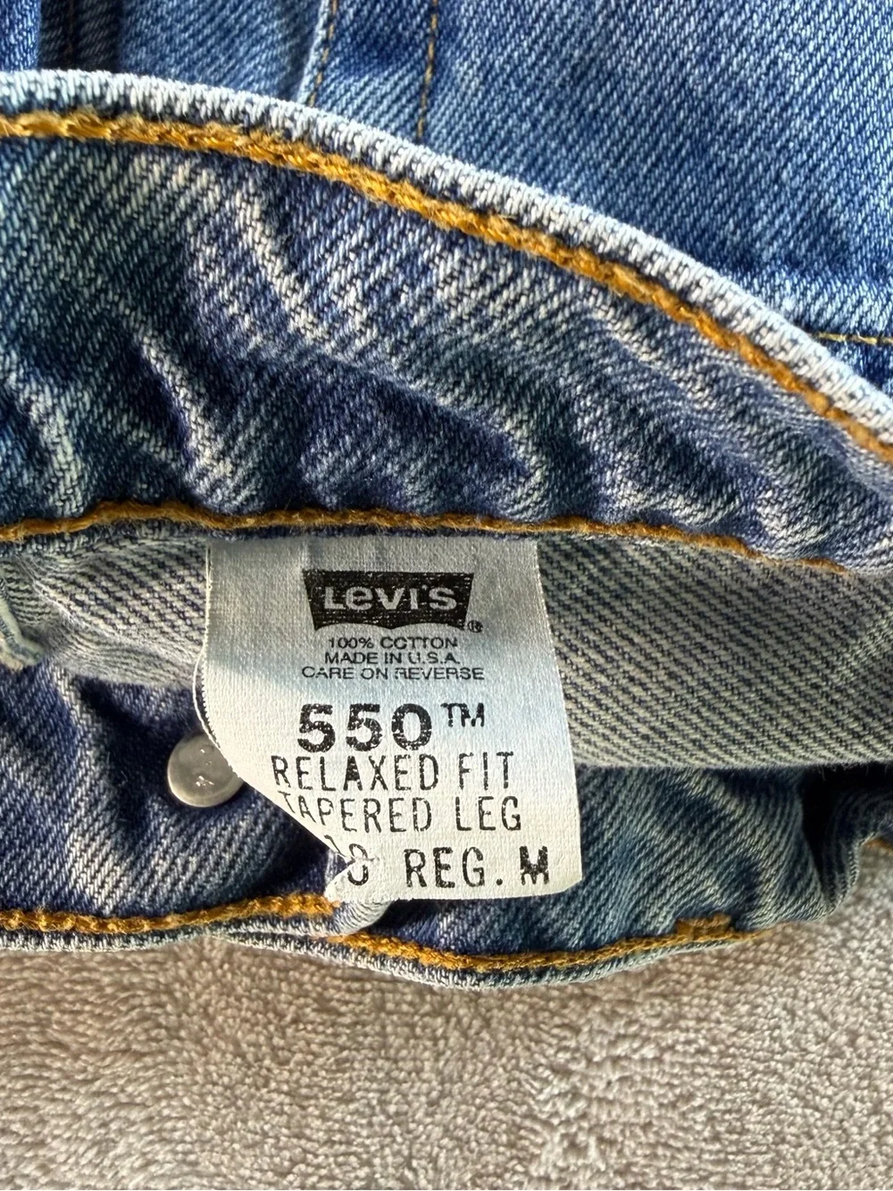 Levis 550 Womens Vintage Jeans 10 Med Wash Relaxed Fit Tapered Leg Made in USA